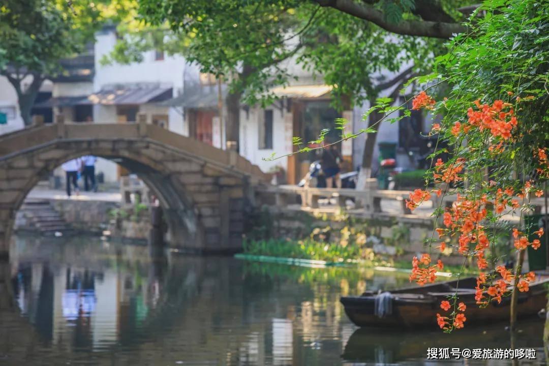 南京作为六朝古都,历史文化底蕴深厚,也是对王安石影响最大地方